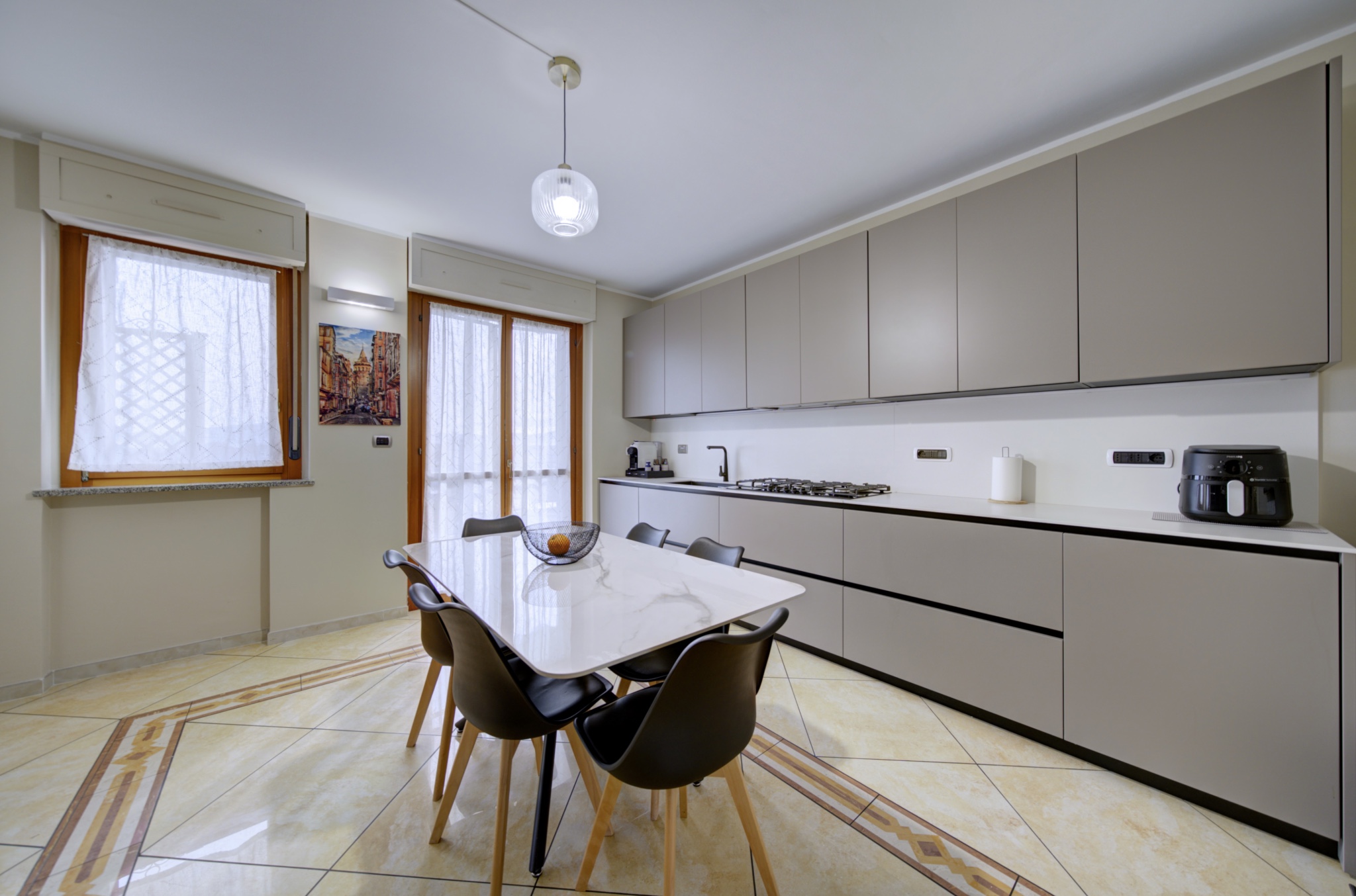 DSC08098_099_100_101_102